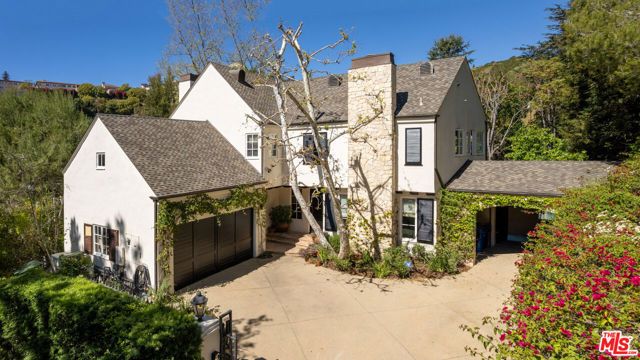 11982 Brentridge Lane, Los Angeles, CA 90049