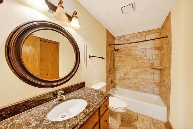 4409 Southwyck Drive, Janesville, WI 53546