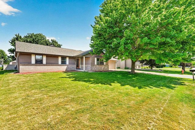 4409 Southwyck Drive, Janesville, WI 53546
