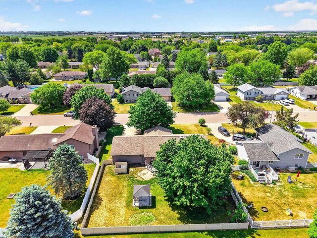 4409 Southwyck Drive, Janesville, WI 53546
