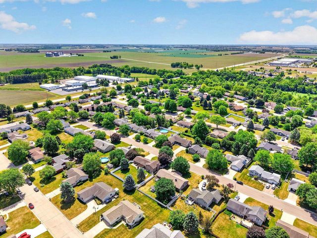 4409 Southwyck Drive, Janesville, WI 53546