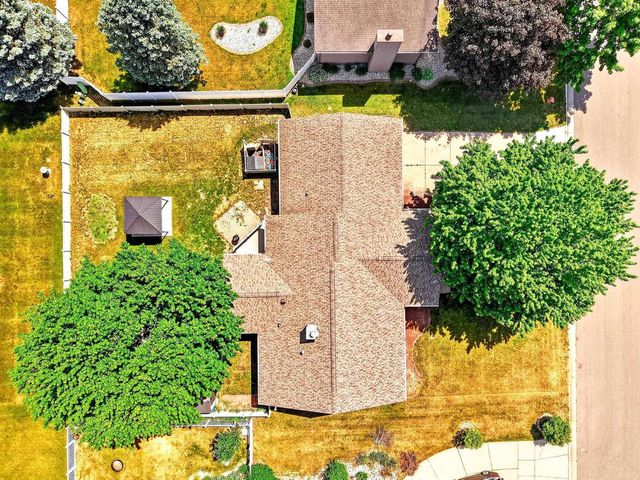 4409 Southwyck Drive, Janesville, WI 53546