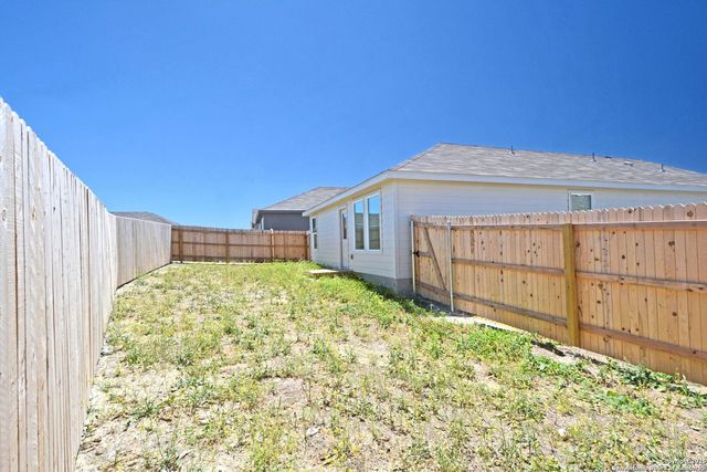 1517 Hummock Steep, New Braunfels, TX 78130