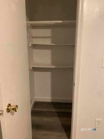 17 Park Place C, Danbury, CT 06810