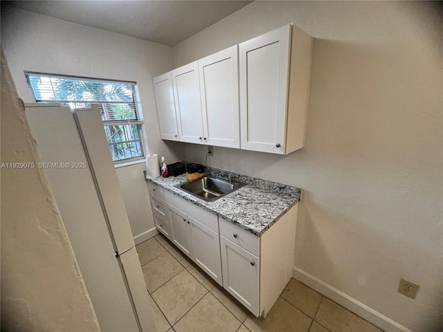 12905 Arch Creek Rd 3, North Miami, FL 33161