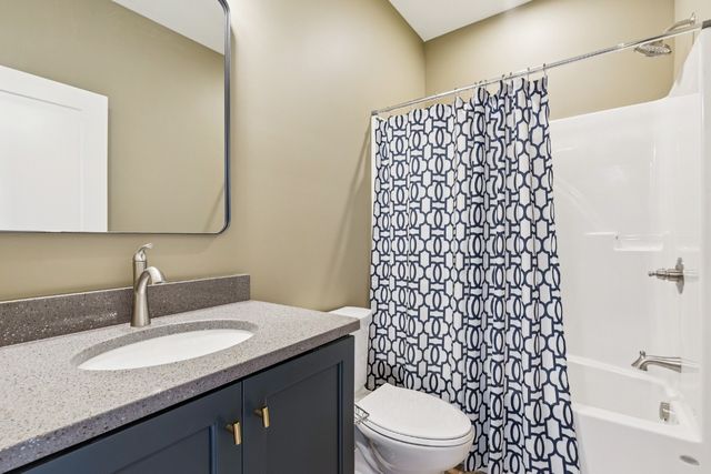 739 Long Mountain Rd, Mcminnville, TN 37110