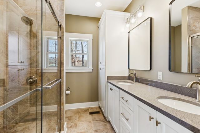 739 Long Mountain Rd, Mcminnville, TN 37110