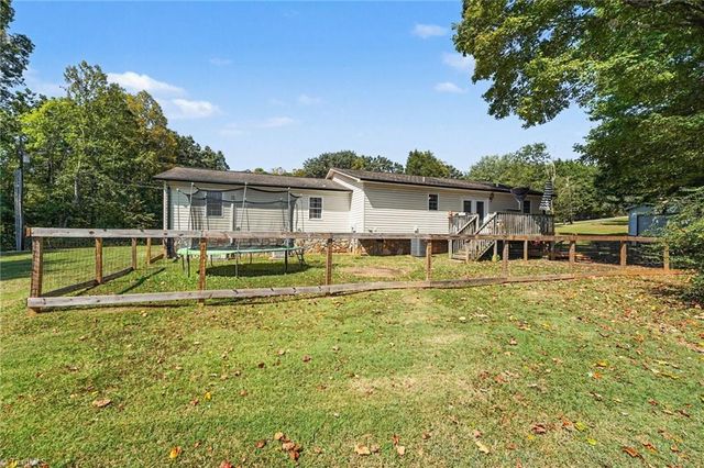 1075 Bailey Road, Germanton, NC 27019