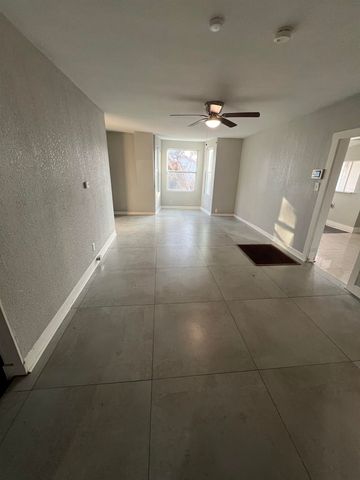 617 W Towanda Ave, El Dorado, KS 67042