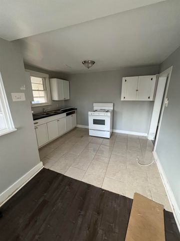 617 W Towanda Ave, El Dorado, KS 67042