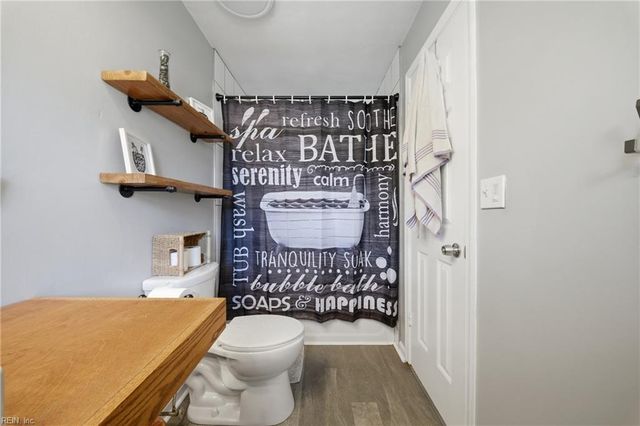 3904 Forresthills DR, Portsmouth, VA 23703