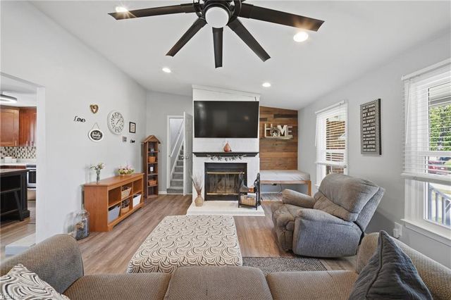 3904 Forresthills DR, Portsmouth, VA 23703