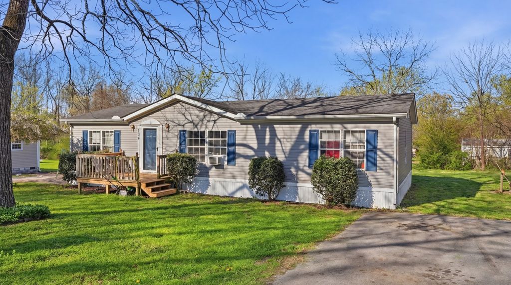 104 Northgate Rd, Normandy, TN 37360