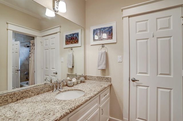 1341 Dorothy Street A, Houston, TX 77008