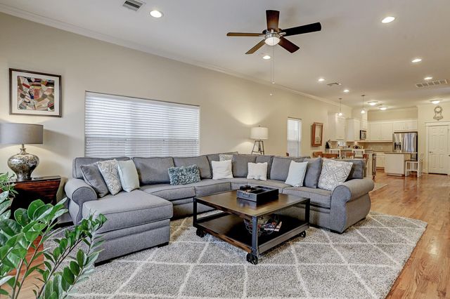 1341 Dorothy Street A, Houston, TX 77008