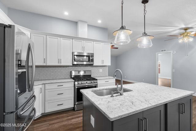 8401 S Kolb Rd Unit 563, Tucson, AZ 85756