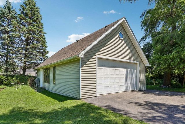 9700 276th Avenue, Trevor, WI 53179