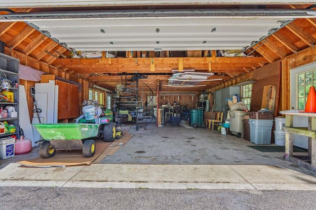 9700 276th Avenue, Trevor, WI 53179