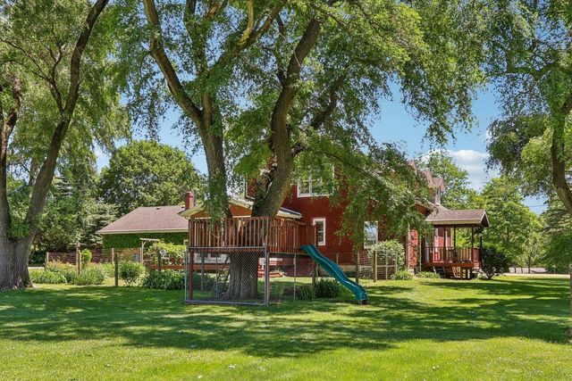 9700 276th Avenue, Trevor, WI 53179
