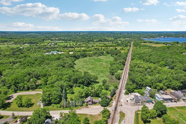 9700 276th Avenue, Trevor, WI 53179