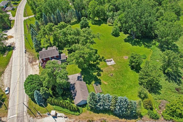 9700 276th Avenue, Trevor, WI 53179