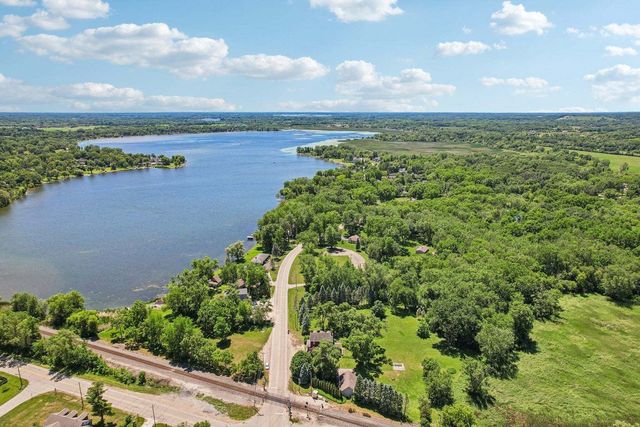 9700 276th Avenue, Trevor, WI 53179