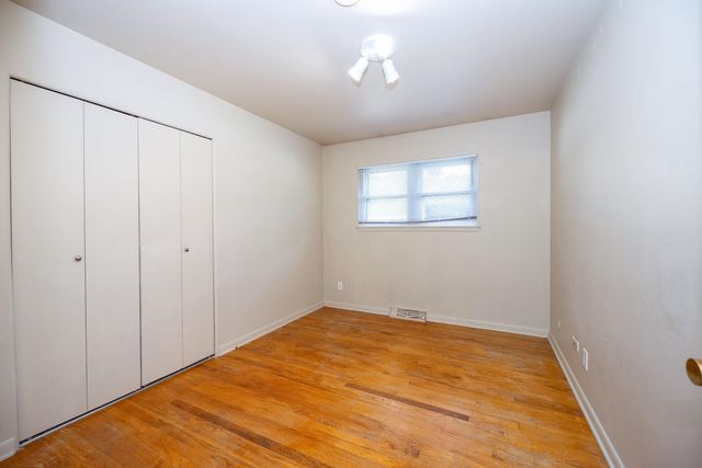 1031 N Maple Road, Ann Arbor, MI 48103