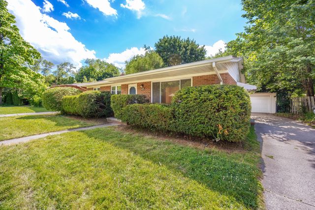 1031 N Maple Road, Ann Arbor, MI 48103