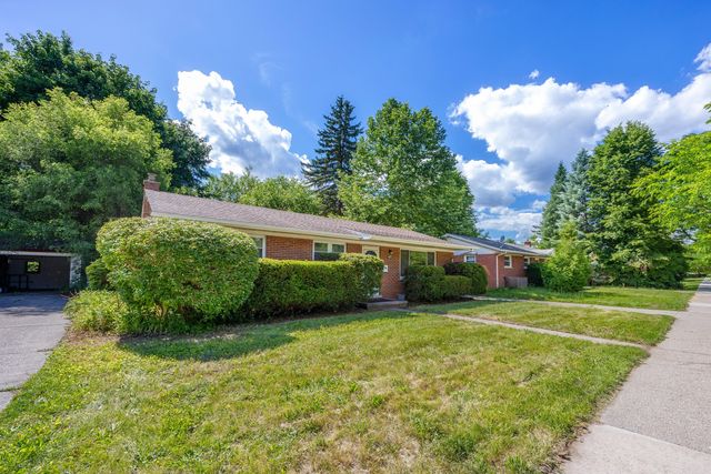 1031 N Maple Road, Ann Arbor, MI 48103