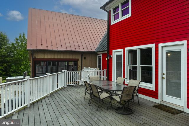 19511 TELEGRAPH SPRINGS RD, Purcellville, VA 20132