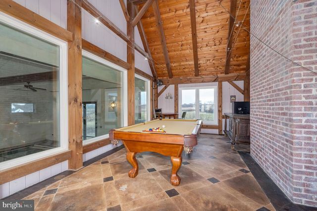 19511 TELEGRAPH SPRINGS RD, Purcellville, VA 20132