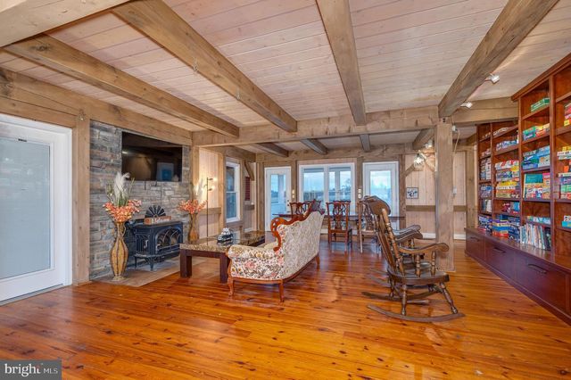 19511 TELEGRAPH SPRINGS RD, Purcellville, VA 20132