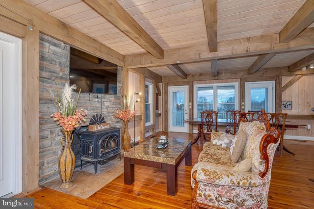 19511 TELEGRAPH SPRINGS RD, Purcellville, VA 20132