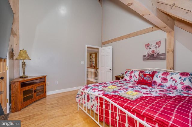 19511 TELEGRAPH SPRINGS RD, Purcellville, VA 20132