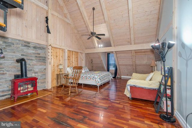 19511 TELEGRAPH SPRINGS RD, Purcellville, VA 20132