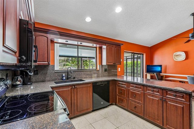 9768 Majestic Way, Boynton Beach, FL 33437