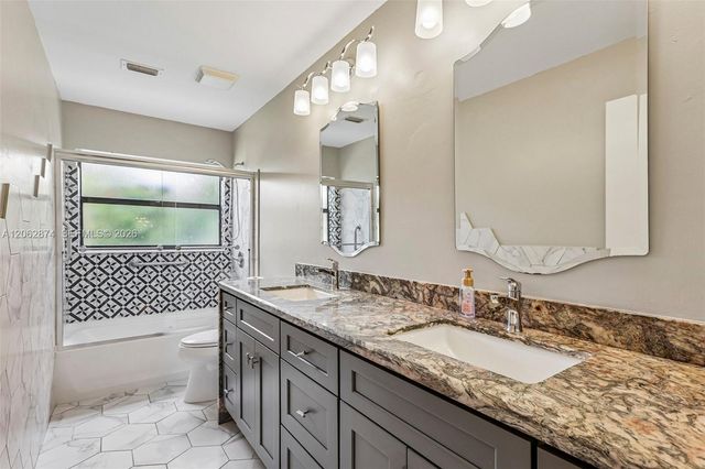 9768 Majestic Way, Boynton Beach, FL 33437