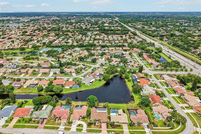 9768 Majestic Way, Boynton Beach, FL 33437