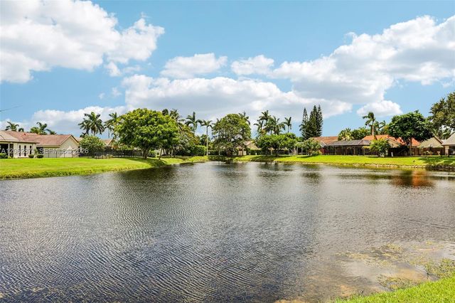 9768 Majestic Way, Boynton Beach, FL 33437