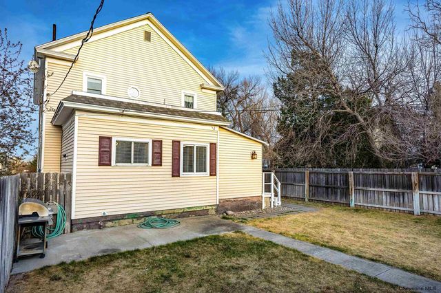 1105 10TH ST, Wheatland, WY 82201