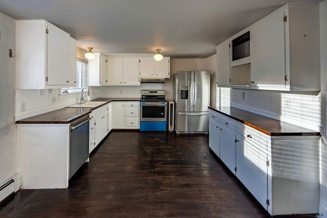 1105 10TH ST, Wheatland, WY 82201