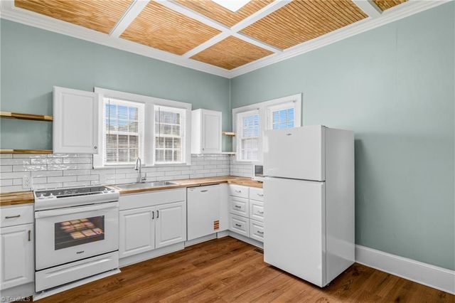 3903 Clifton Road, Greensboro, NC 27407