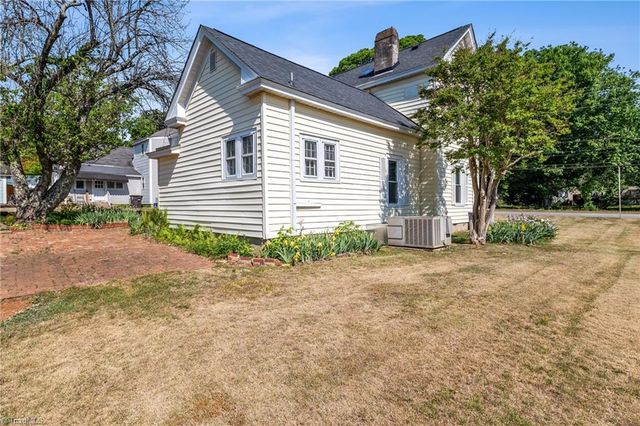 3903 Clifton Road, Greensboro, NC 27407