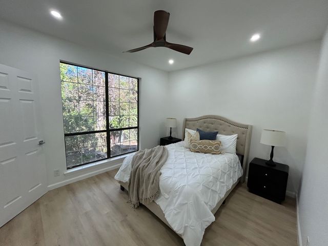 8545 Midpark Road 9, Dallas, TX 75240