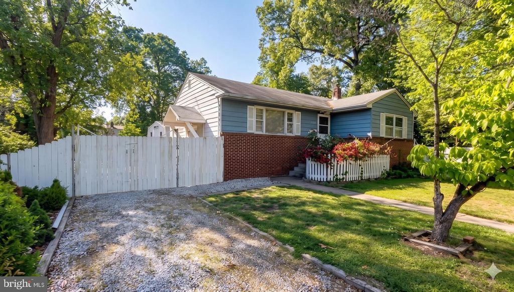 9506 50TH AVE, College Park, MD 20740