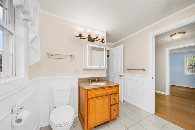 15 Aberdeen Rd, Methuen, MA 01844