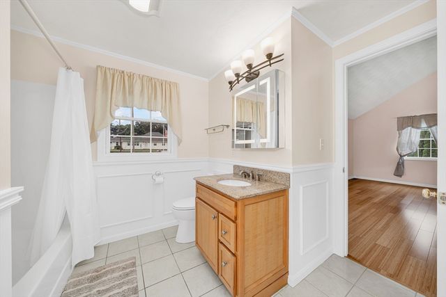 15 Aberdeen Rd, Methuen, MA 01844