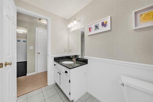15 Aberdeen Rd, Methuen, MA 01844