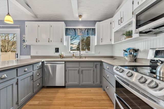 3 McNamara Avenue, West Yarmouth, MA 02673