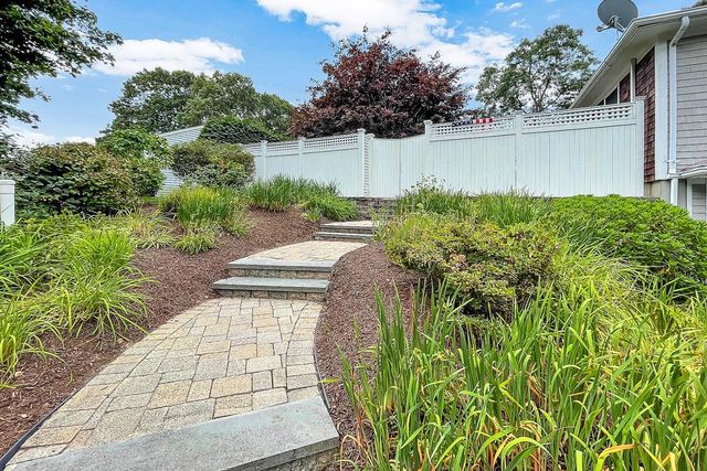 3 McNamara Avenue, West Yarmouth, MA 02673